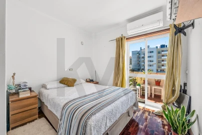 Apartamento T3 para Venda em São Domingos de Rana