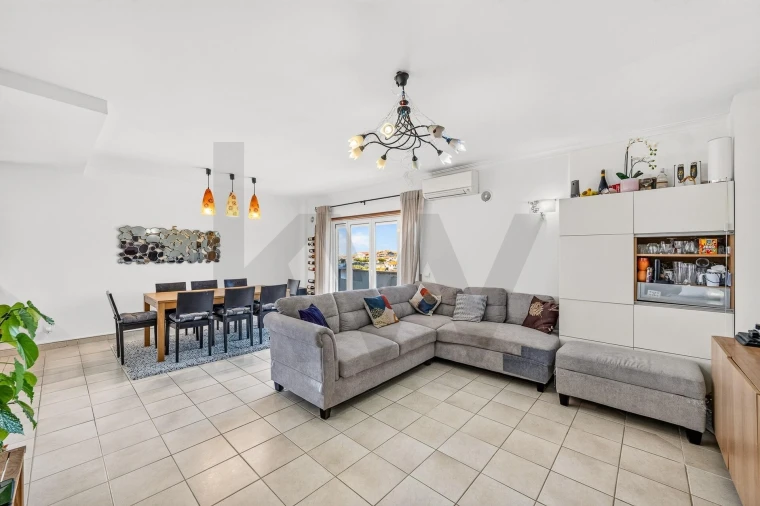 Apartamento T3 para Venda em São Domingos de Rana Foto 10