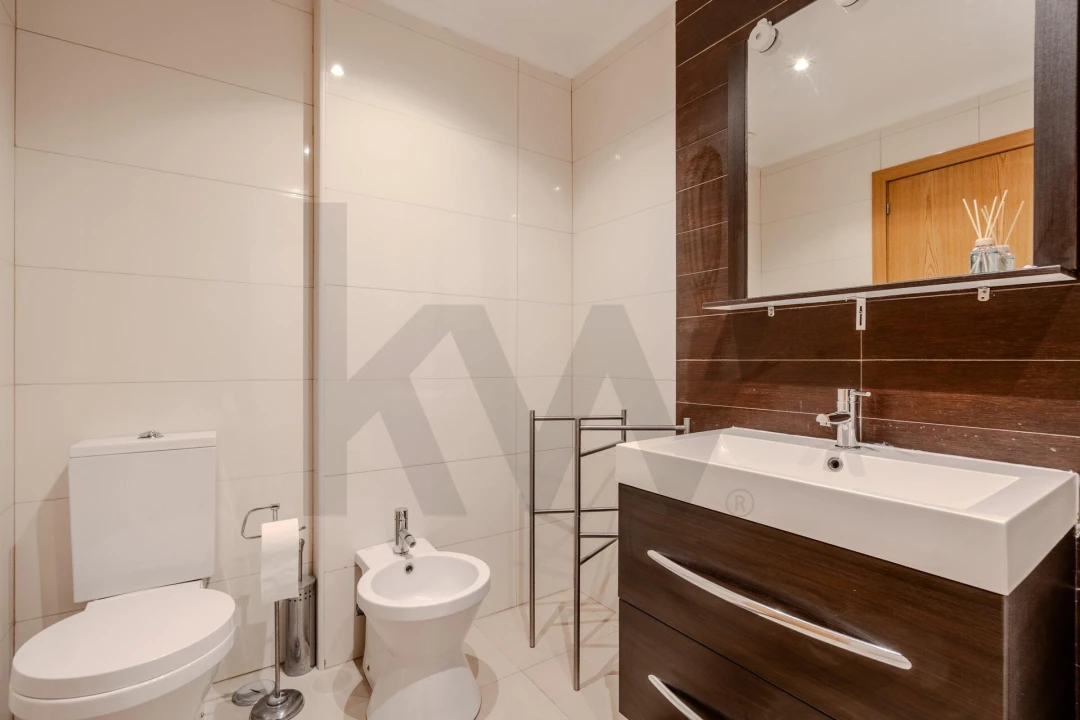 Apartamento T2 para Venda em São Domingos de Benfica Foto 17