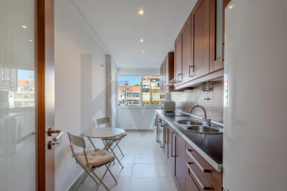 Apartamento T2 para Venda em São Domingos de Benfica