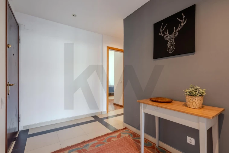 Apartamento T2 para Venda em São Domingos de Benfica Foto 5