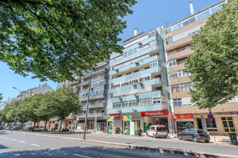 Apartamento T2 para Venda em São Domingos de Benfica Foto 21