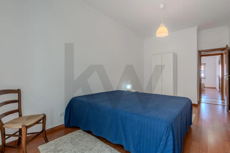 Apartamento T2 para Venda em São Domingos de Benfica Foto 13