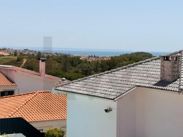 Moradia T4 para Arrendamento em Alcabideche
