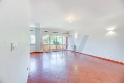 Apartamento T2 para Arrendamento em Cascais e Estoril