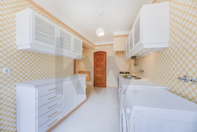 Apartamento T2 para Arrendamento em Cascais e Estoril