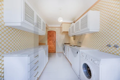 Apartamento T2 para Arrendamento em Cascais e Estoril