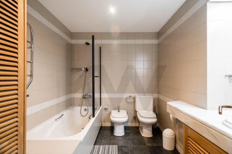 Apartamento T2 para Arrendamento em Algés, Linda-A-Velha e Cruz Quebrada-Dafundo Foto 19
