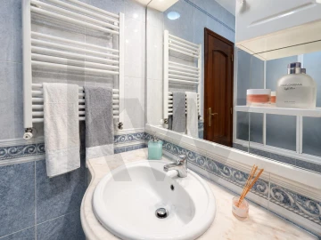 Apartamento T3 para Venda em Santa Iria de Azoia, São João da Talha e Bobadela