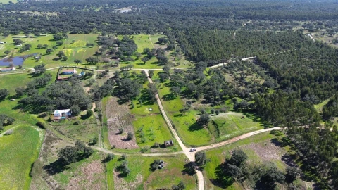 Terreno para Venda em São Domingos e Vale de Água