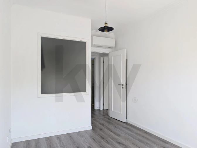 Apartamento T2 para Venda em Cacém e São Marcos Foto 16