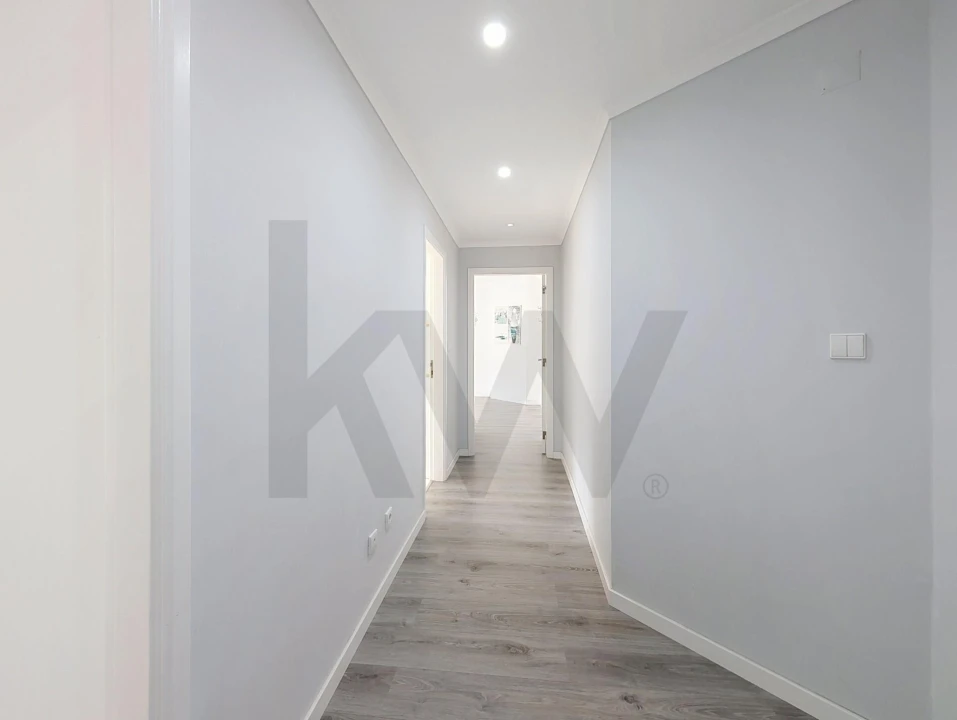 Apartamento T2 para Venda em Cacém e São Marcos Foto 5