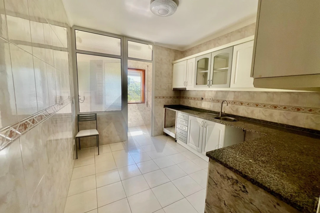 Apartamento T2 para Venda em Fânzeres e São Pedro da Cova Foto 15
