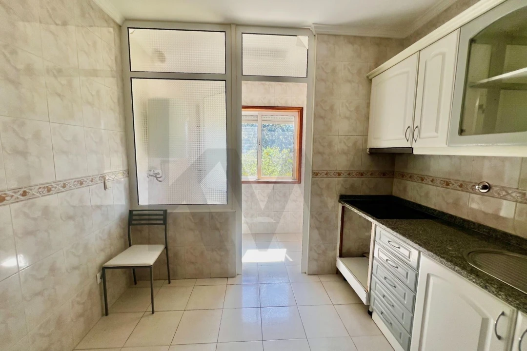 Apartamento T2 para Venda em Fânzeres e São Pedro da Cova Foto 16