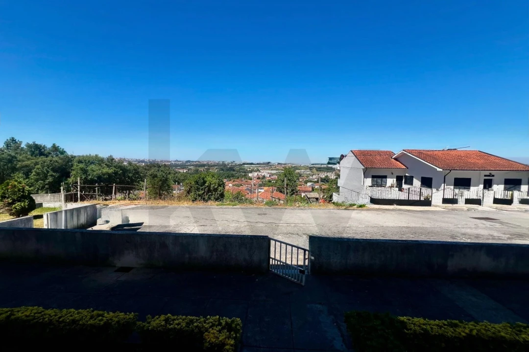 Apartamento T2 para Venda em Fânzeres e São Pedro da Cova Foto 32