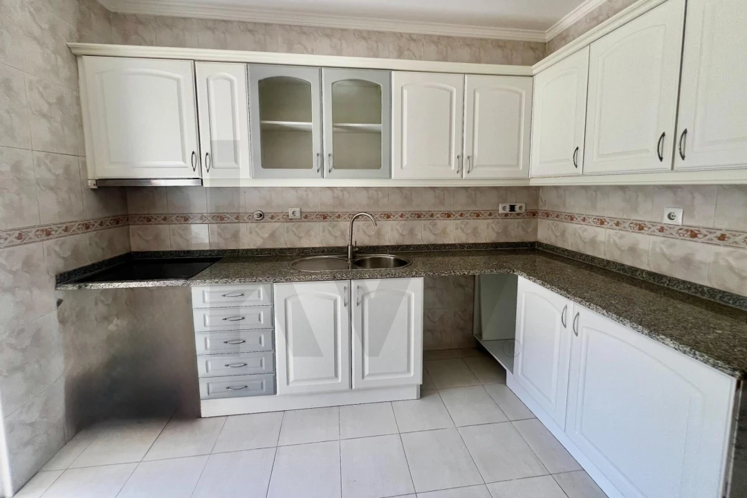 Apartamento T2 para Venda em Fânzeres e São Pedro da Cova Foto 17