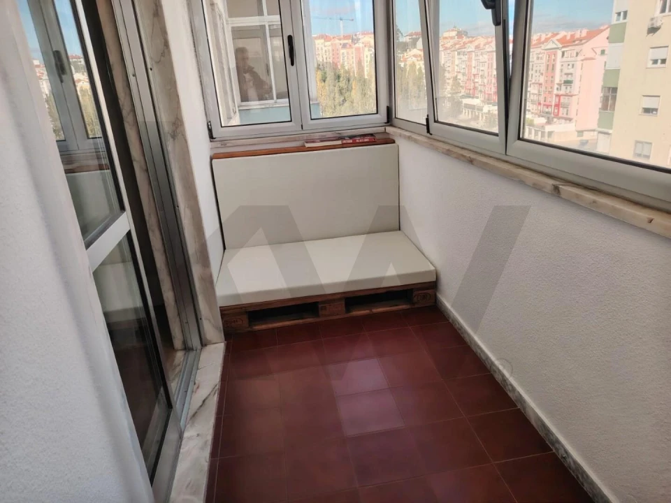 Apartamento T3 para Venda em Alfragide Foto 10