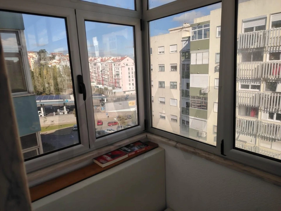 Apartamento T3 para Venda em Alfragide Foto 15