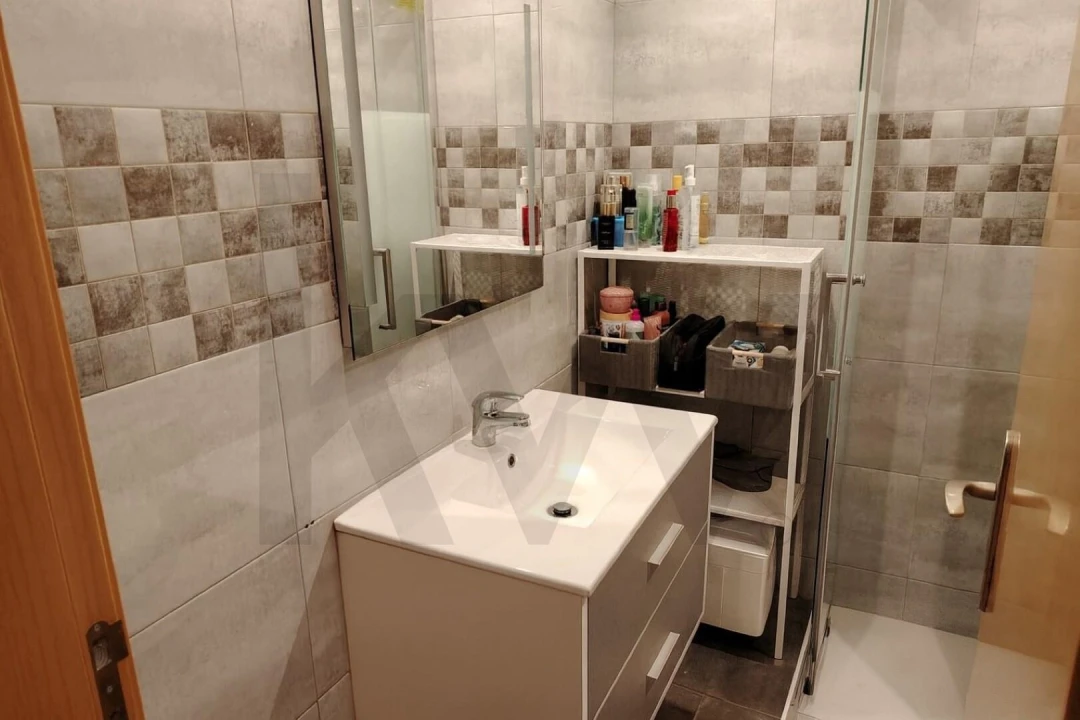 Apartamento T3 para Venda em Alfragide Foto 13