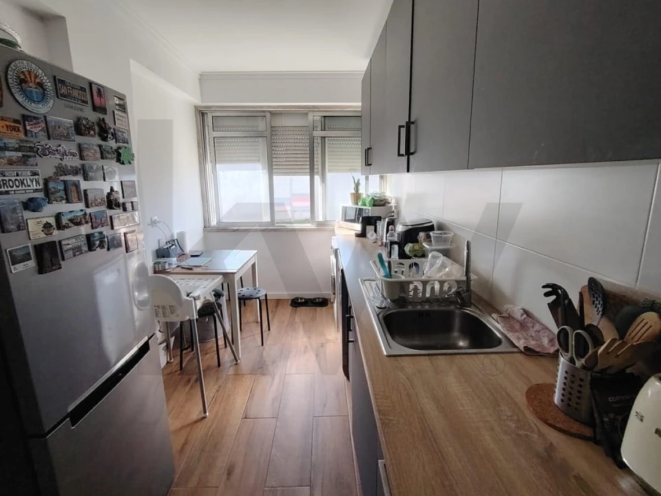 Apartamento T3 para Venda em Alfragide Foto 3