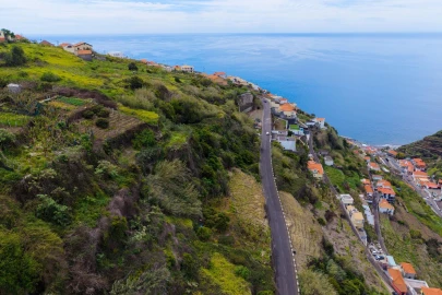Terreno para Venda em Arco da Calheta