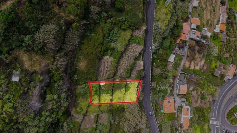 Terreno para Venda em Arco da Calheta