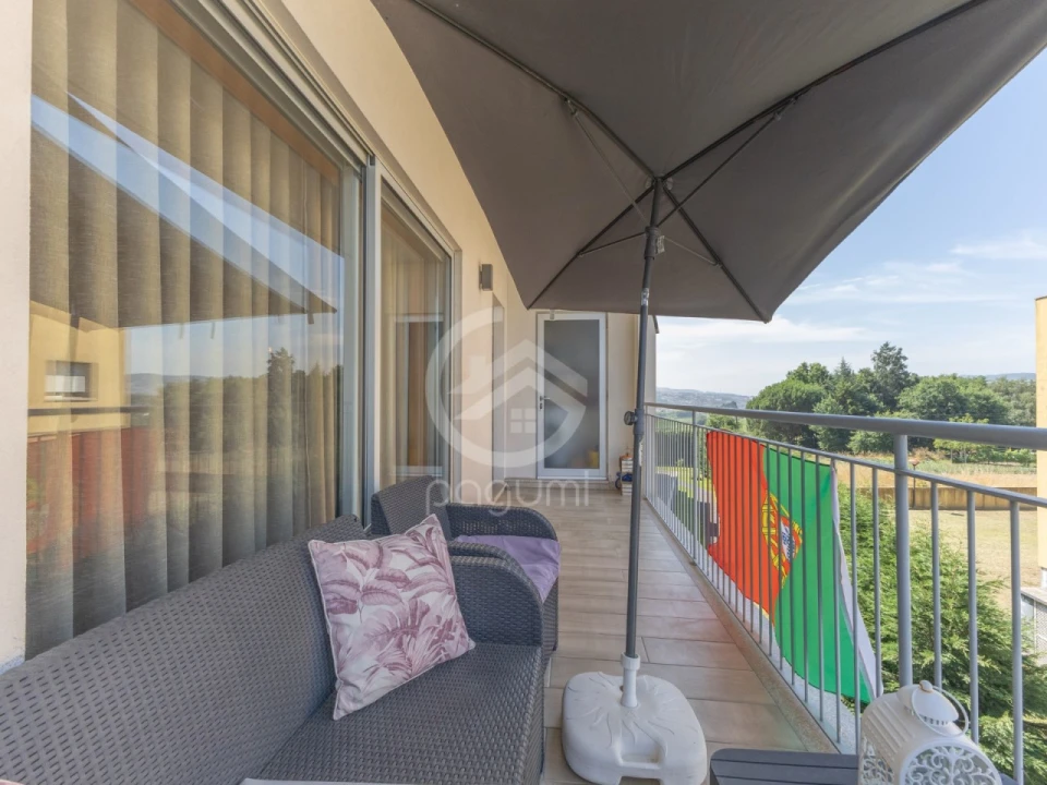 Apartamento T2 para Venda em Guilhufe e Urrô Foto 26