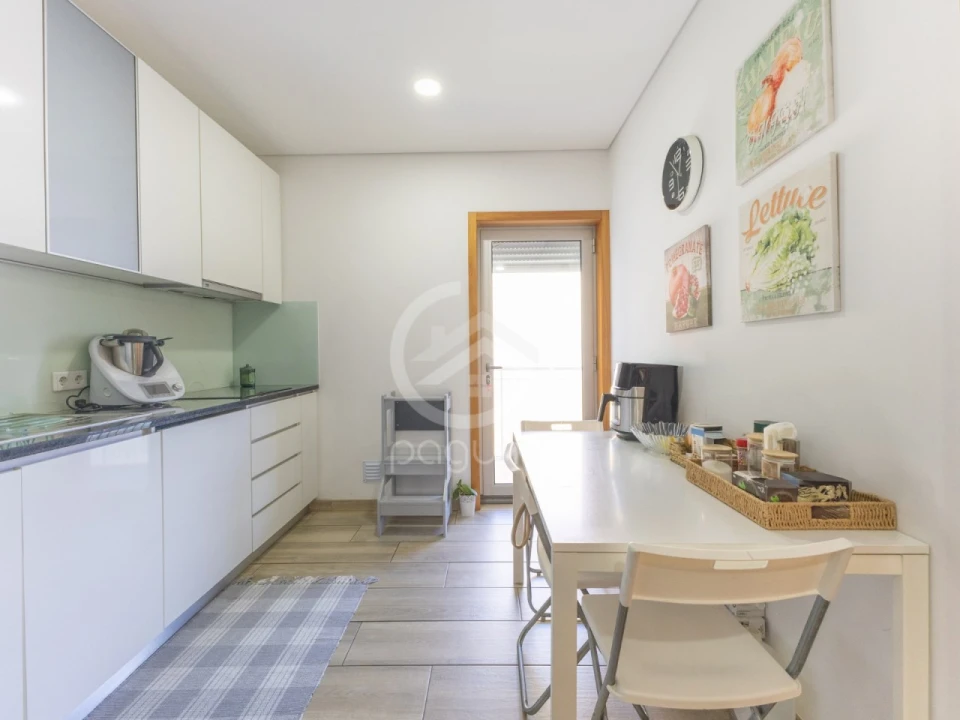 Apartamento T2 para Venda em Guilhufe e Urrô Foto 12
