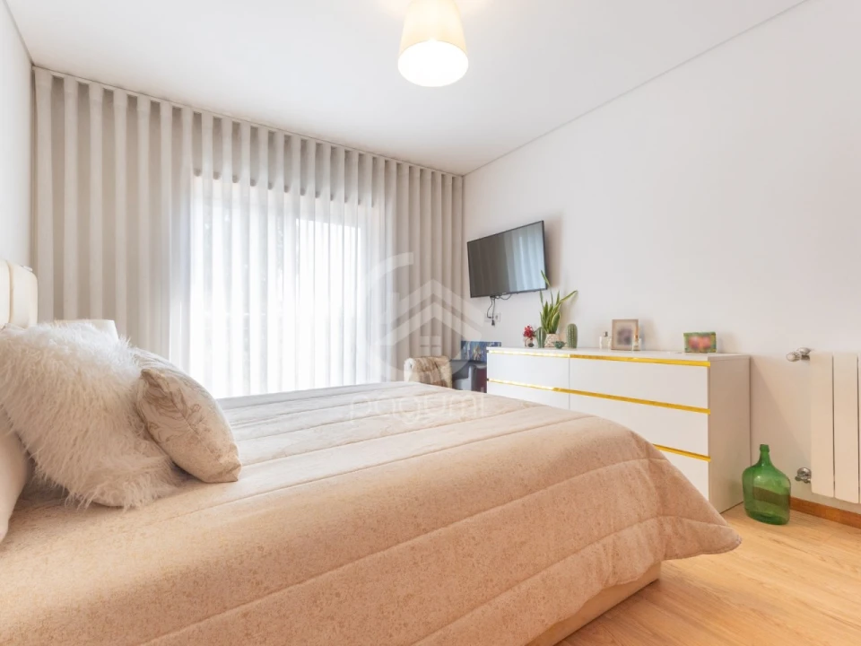 Apartamento T2 para Venda em Guilhufe e Urrô Foto 15