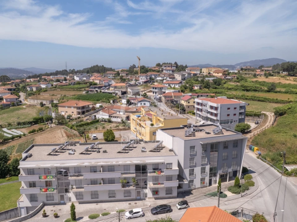 Apartamento T2 para Venda em Guilhufe e Urrô Foto 37