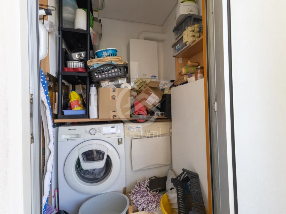 Apartamento T2 para Venda em Guilhufe e Urrô Foto 38