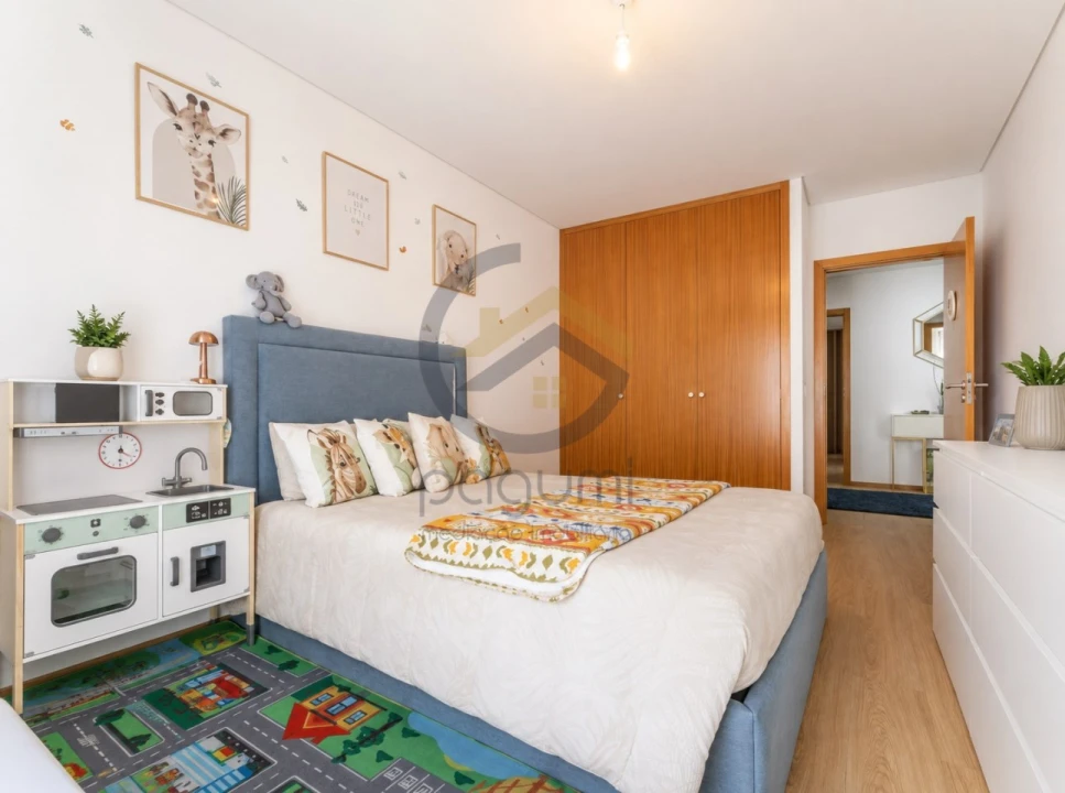 Apartamento T2 para Venda em Guilhufe e Urrô Foto 17