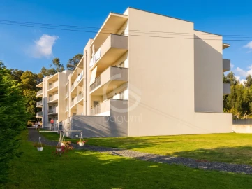 Apartamento T2 para Venda em Guilhufe e Urrô