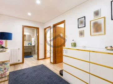 Apartamento T2 para Venda em Guilhufe e Urrô