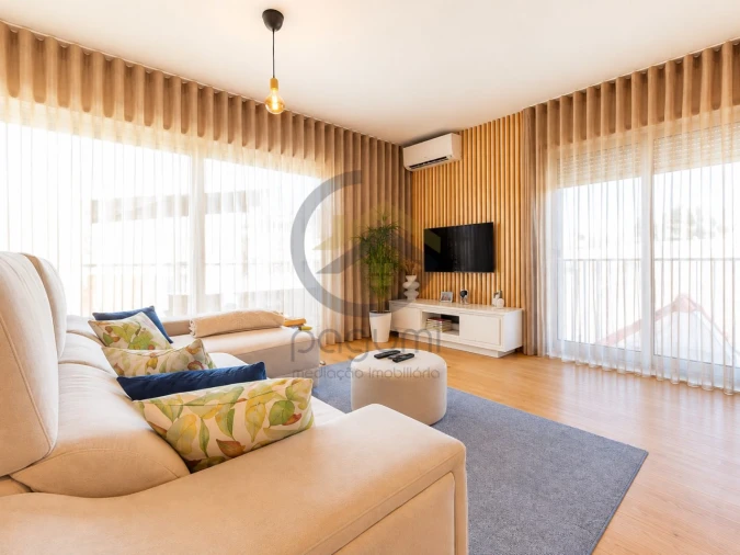 Apartamento T2 para Venda em Guilhufe e Urrô Foto 6