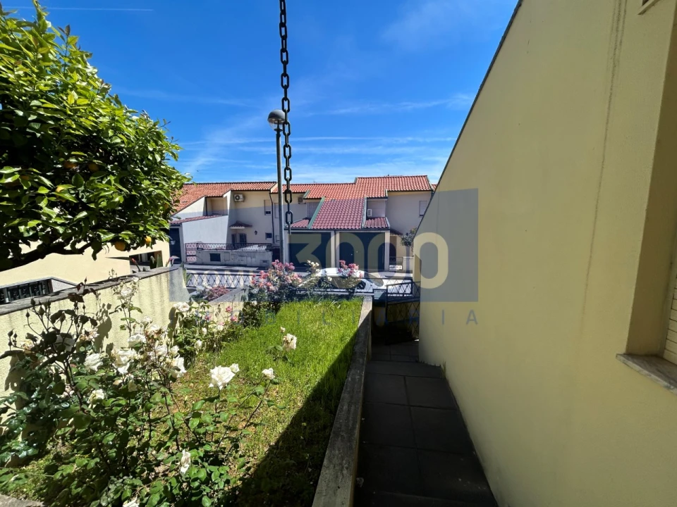 Moradia T3 para Venda em Peso da Régua e Godim Foto 26