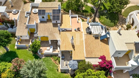Moradia T2 para Venda em Quarteira