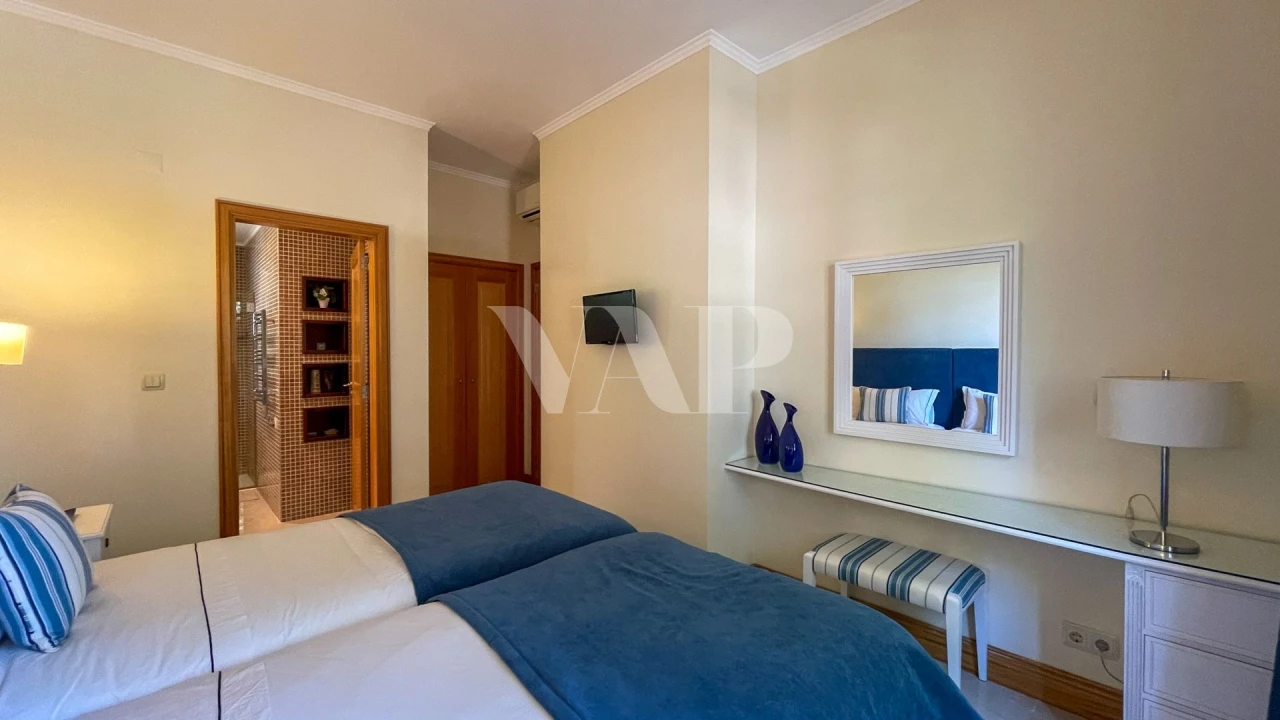 Apartamento T3 para Venda em Quarteira Foto 22