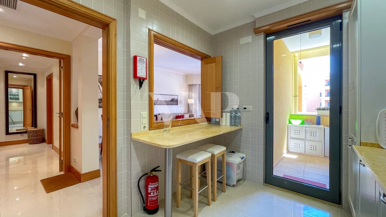 Apartamento T3 para Venda em Quarteira Foto 13