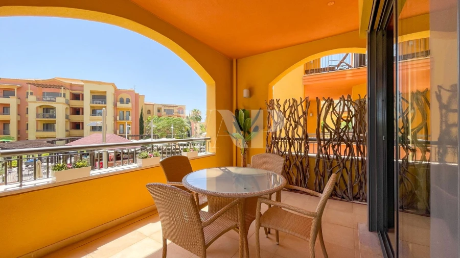 Apartamento T3 para Venda em Quarteira Foto 2