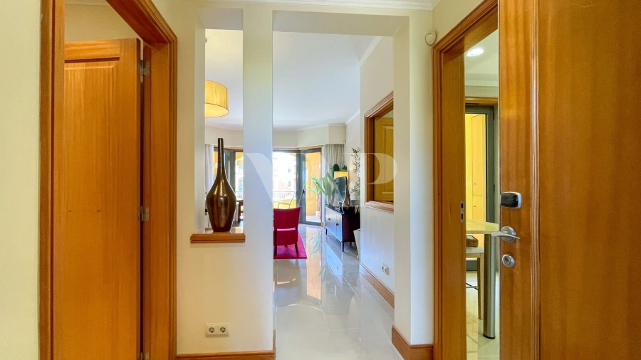 Apartamento T3 para Venda em Quarteira Foto 6