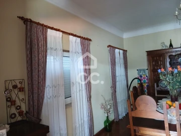 Moradia T3 para Venda em Arcozelo das Maias