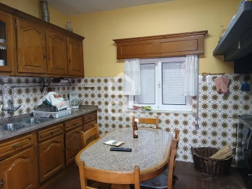 Moradia T3 para Venda em Arcozelo das Maias