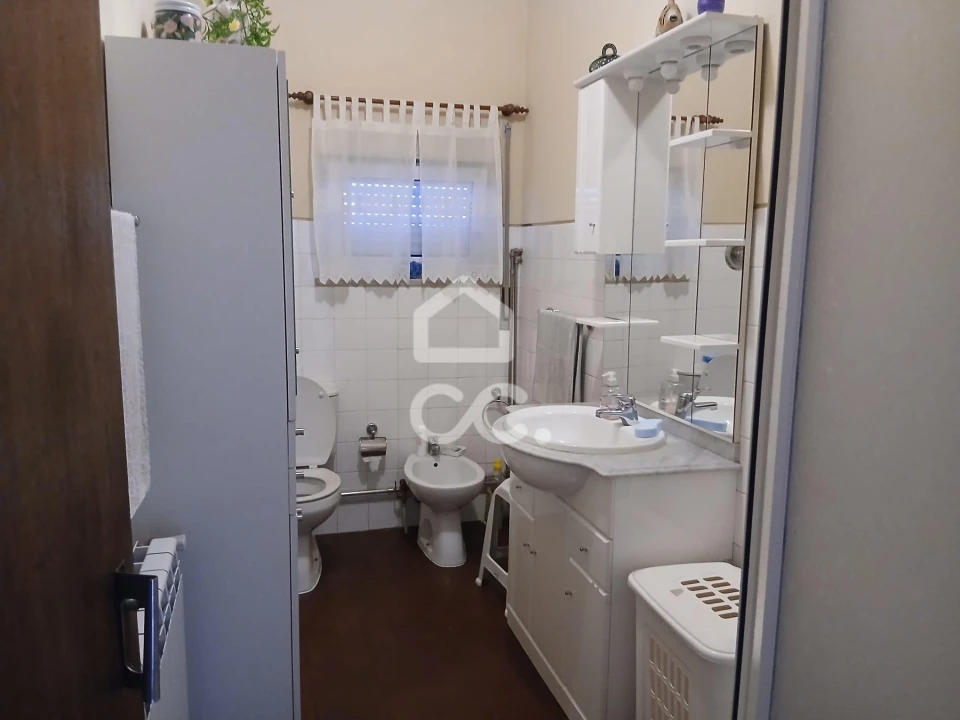 Moradia T3 para Venda em Arcozelo das Maias Foto 21