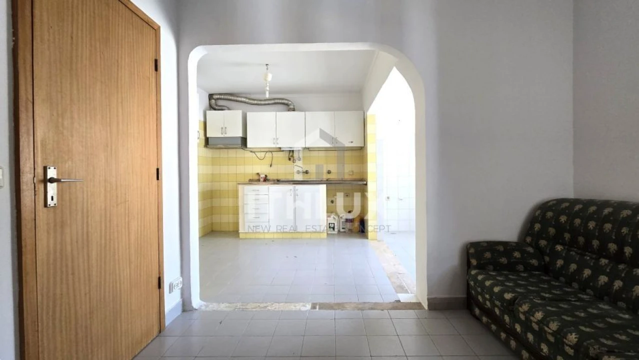Apartamento T2 para Venda em Carnaxide e Queijas Foto 5