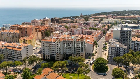 Apartamento T4 para Arrendamento em Cascais e Estoril