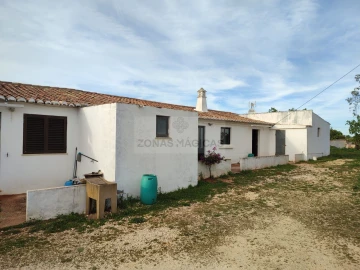 Quinta T4 para Venda em Lagos (São Sebastião e Santa Maria)