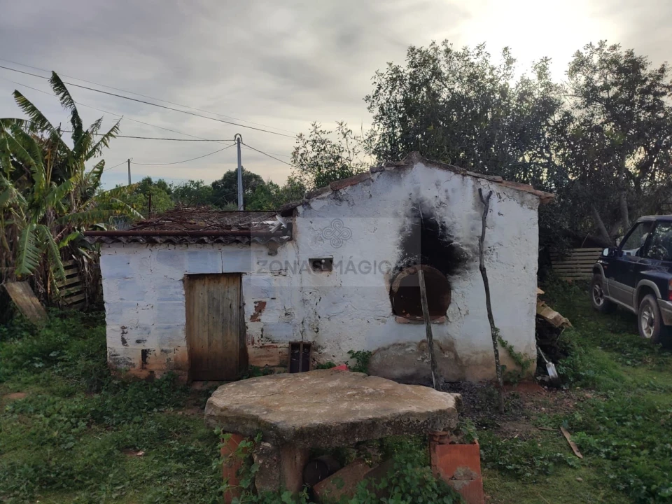 Quinta T4 para Venda em Lagos (São Sebastião e Santa Maria) Foto 8