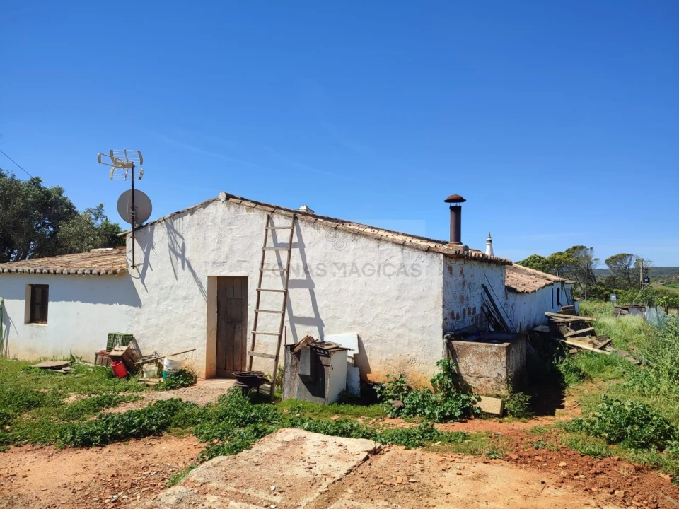 Quinta T4 para Venda em Lagos (São Sebastião e Santa Maria) Foto 5