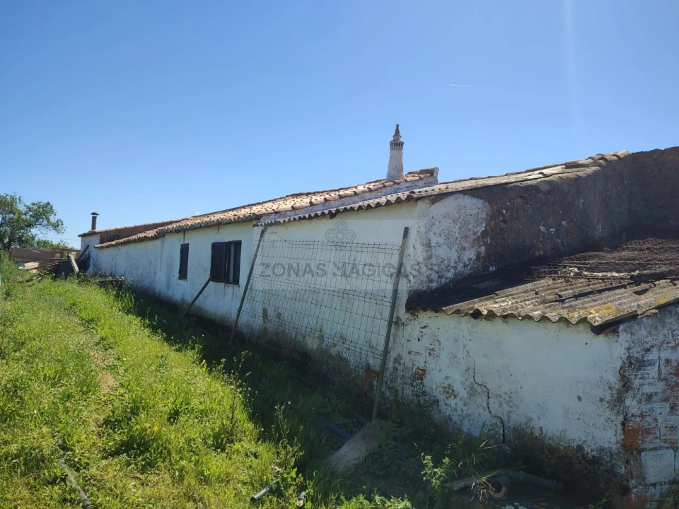 Quinta T4 para Venda em Lagos (São Sebastião e Santa Maria) Foto 3